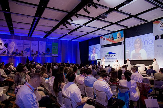 Conferencistas invitados