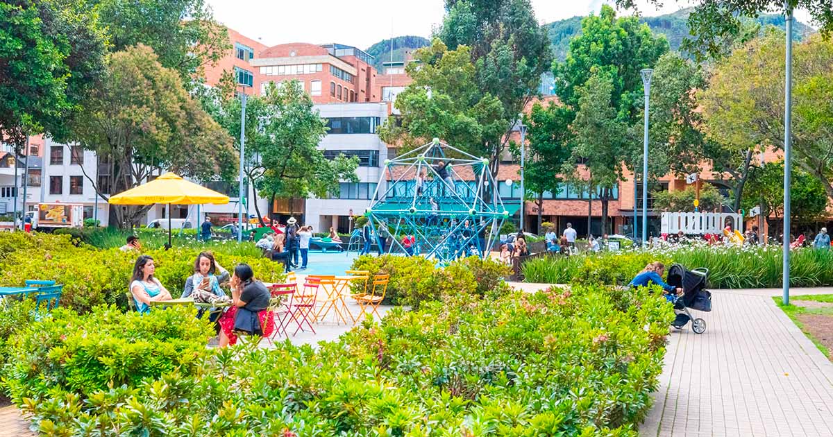 Bogota historia barrios guia inmuebles coworking parque de la 93 norte