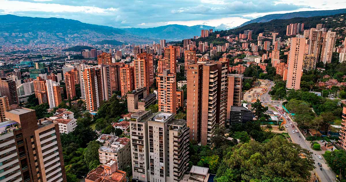 Medellin barrios inmuebles coworking