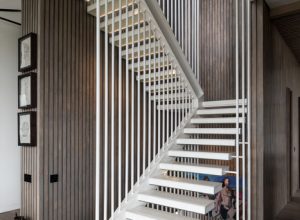 escaleras modernas en vivienda
