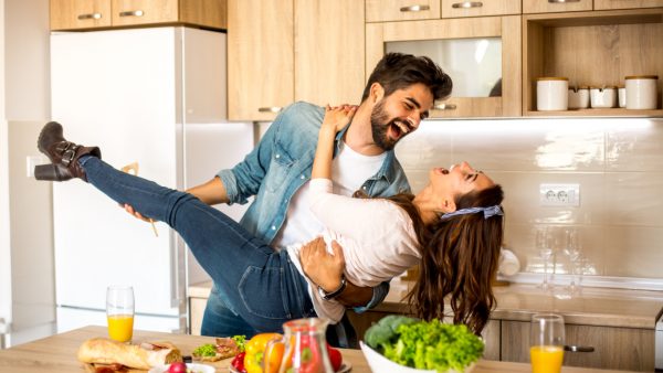 Planes en pareja en casa
